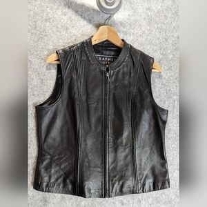 Leather Limited Collarless Vest XL